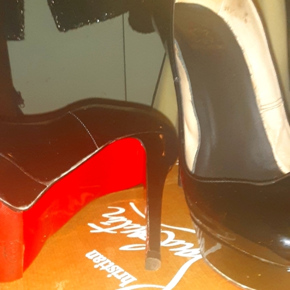 Sold christian Louboutins the Bianca - Picture 9 of 14